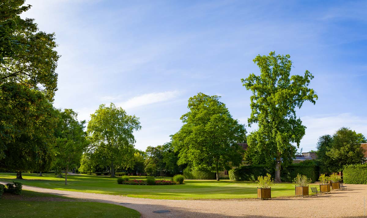 Jardin du château de Montigny-le-Gannelon